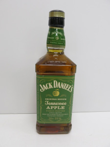 Jack Daniels Original Recipe Tennessee Apple Whiskey, 70cl.