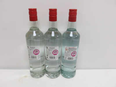 3 x Bottles of Glens Vodka, 70cl.