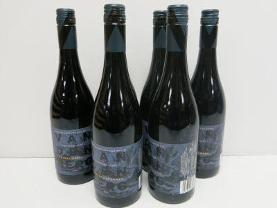 21 x Bottles of Van Den Berg Limestone Coast Shiraz Cabernet Red Wine, 2021/23, 75cl.