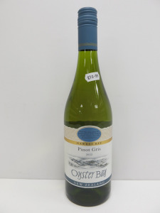 6 x Assorted Bottles of Oyster Bay White Wine to Include: 3 x Pinot Gris 2022, 2 x Sauvignon Blanc 2023 & 1 x Chardonnay 2022, 75cl.