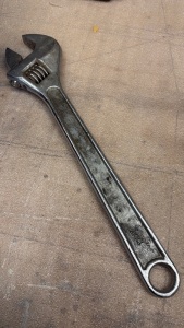 24" Adjustable Spanner