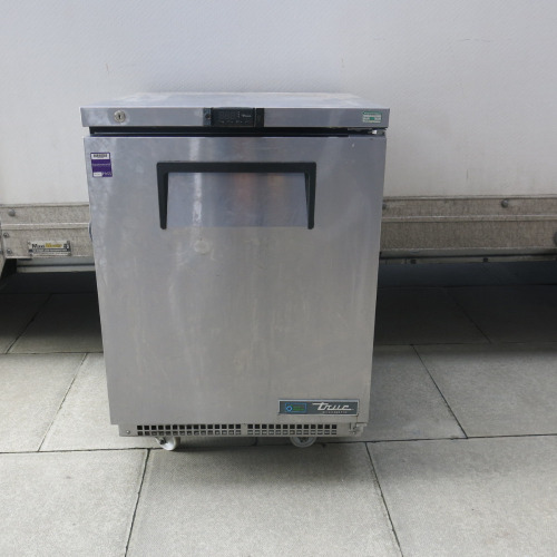 True Stainless Steel Undercounter Refrigerator, Model TUC-24-HC. Size H80 x W61 x D63cm.