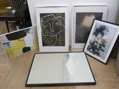 5 x Assorted Decorative Framed Artworks (As Pictured).