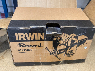 Irwin Record 1 Ton Bench Vice, New/Boxed. (Note: Slight Bend on Handle).