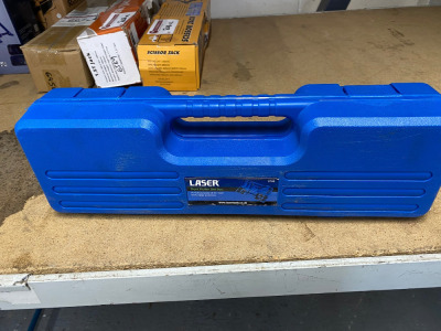 Laser Dent Puller in Carry Case.