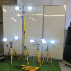 4 x Wessex Tripod Work Light. Comes with Additional Tripod.