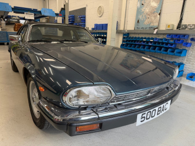 500 BACS: Jaguar XJS SC V12 Cabriolet, August 1985, 76163 miles, Chassis Number SAJJNA3WCC124733. Comes with Keys & Docs. NOTE: JD Classics invoice shows work for &pound;8000 of work. Vehicle has no MOT and is sold for Restoration, Spares or Repair.