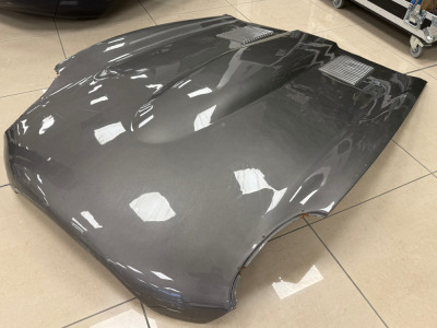 E-Type Bonnet Middle Section. NOTE: painted requires repair.