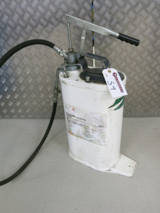 Samoa Lever Hand Operated Oil Bucket Pump.