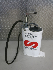 Samoa Lever Hand Operated Oil Bucket Pump.