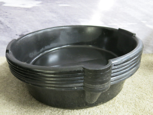6 x Silverline Plastic Drip Trays.