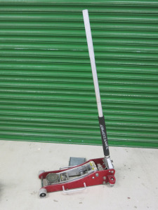 Arcan Professional Aluminium Floor Jack, Capacity 2 Ton.