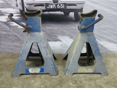 Pair of Axle Stands, Size H30cm.