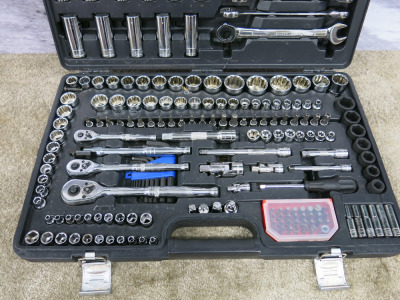 Halfords Advance Spanner & Socket Set, Model 616353.