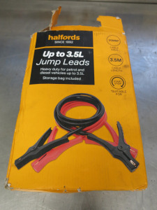 Halfords 3.5m Jump Leads.