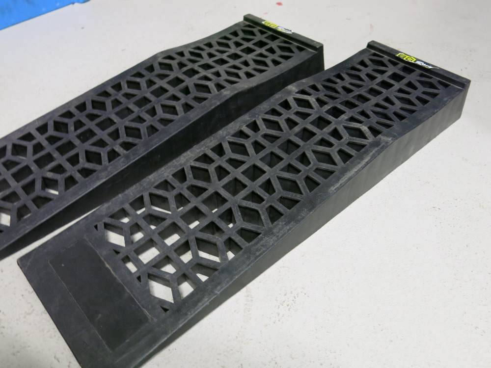 Pair of BG Racing Heavy Duty Plastic Ramps. Size L68 x D19cm.