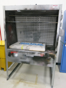 Parts Paint Spraybooth with Light & Filter Extraction and Box of Binks Disposable Spray Booth Filters. Size H190 x W126 x D103cm.