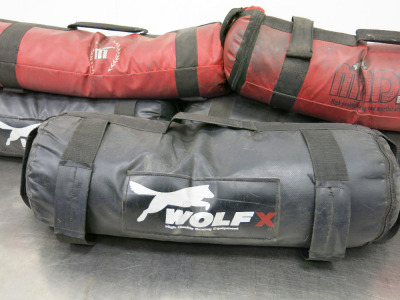 5 x 25kg Fitness Weight Sandbags Bags to Include: 3 x Wolf & 2 x Other.