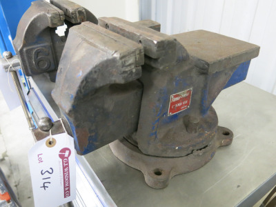 Kamasa Tools 6" Bench Vice.