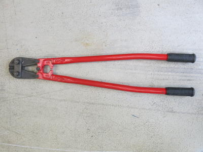 IR 36" Bolt Cropper in Red.