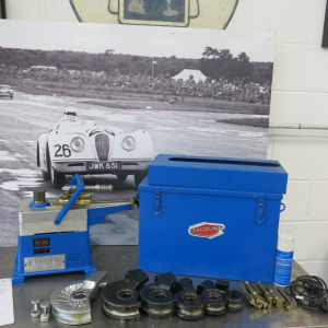 Ercolina Medi Pip Tube Bender, S/N 0715206. Comes with Metal Carry Case &User Manual