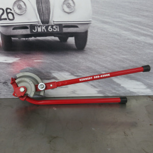 Kennedy Pipe Bender, Model 588-6200K.