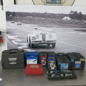 30 x Assorted Helicoil Kits in Carry Cases to Include: Helicoil Workshop Kit, Helicoil Plus, & Helicoil (As Viewed/Pictured).