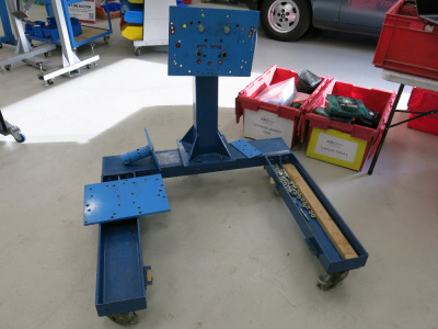 A Heavy Duty Engine Rotary Stand.