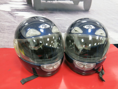2 x THH Full Face Crash Helmets in Blue & Black. Size Large & XXL.