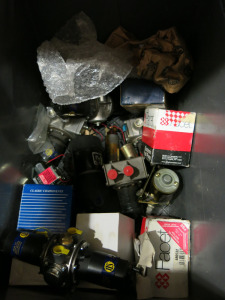 Crate of Approx 10 x Assorted Electric Fuel Pumps for Classic Cars (As Viewed & Inspected).