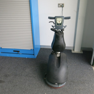 Reintec Floor Scrubber, Polisher & Buffer. NOTE: unable to power up.