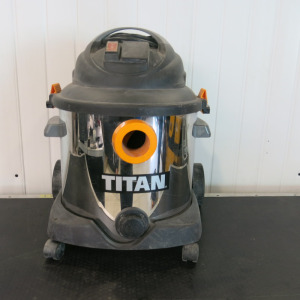 Titan Wet & Dry Vacuum Cleaner, Model TTB430VAC. NOTE: requires hose.