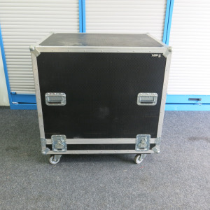 NSP Flight Case, Size H117 x W103 x D83cm.