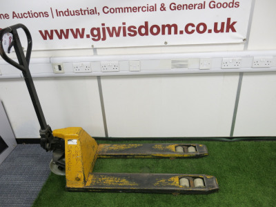 Pallet Truck, Model N/BN, Capacity 2000kg.