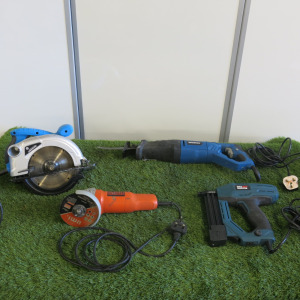 4 x Assorted Electric Hand Tools to Include: 1 x Wickes Reciprocating Saw, 1 x Black & Decker 115m Angle Grinder, 1 x Neu Master Nail Gun & 1 x Silverline Skill Saw.