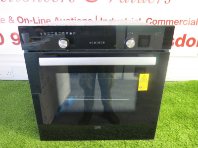Cooke & Lewis 3000w Stainless Steel Integrated Multifunction Oven, Model CLPYBLa, DOM 06/2023. Comes with Rack Supports & 1 x Tray.