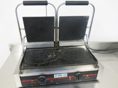 Adexa Twin Contact Grill, Model EG03B. NOTE: left side not working.