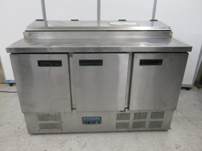 Polar G Series Refrigerated Pizza & Salad Prep Counter, Model G605, S/N 6034399. Size H100 x W137 x D70cm.