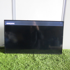 Samsung 32" Led Backlit LCD TV, Model UE32J5100AK. NOTE: missing remote & wall bracket.