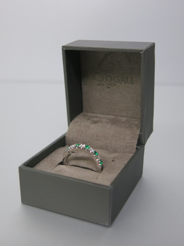 18ct White Gold Ring with 5 Emeralds & 4 Diamonds, Size M. RRP &pound;1125.