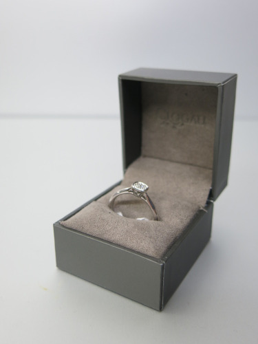 9ct White Gold Ring with Diamonds. Size P.