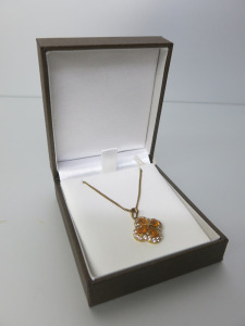 18ct Gold 18" Curb Chain with Citrine Pendant with Clear Stones Surrounding. RRP &pound;225.