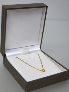 9ct Gold Chain with Gold Pendant and Single Diamond. RRP &pound;225.