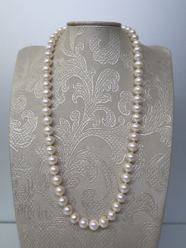String of White Fresh Water 7mm Pearls, 16". RRP &pound;540.