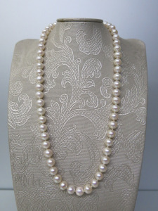 String of White Fresh Water 7mm Pearls, 16". RRP &pound;540.