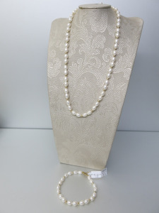 Fresh Water Pearl & 9ct Gold Bead Necklace (18") & Bracelet (7") Set. RRP &pound;190.