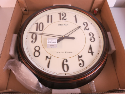 Seiko Westminster Whittington Dual Chimes, Hourly Strikes 50cm Diameter Wall Clock. Boxed As New. RRP &pound;95.