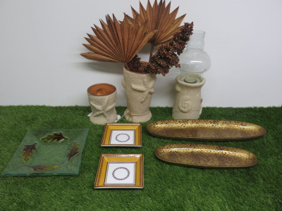 8 x Assorted Decorative Items to Include: 1 x Glass Square Leaf Detail Dish, 2 x Etrusque Safran Dishes, 2 x Snakeskin Effect Long Dishes & 3 x Sand Effect Candle/Flower Holders.