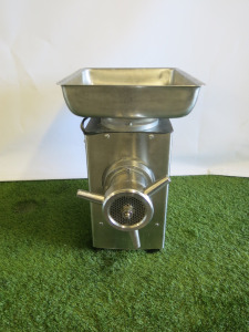 AMB Food Tech Commercial Meat Mincer, Model TC32 Plus, S/N 2209475, DOM 09/2022.