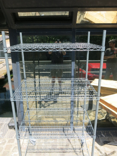 4 Shelf Wire Plastic Coated Mobile Shelving Unit, Size H180 x W90 x D60cm.